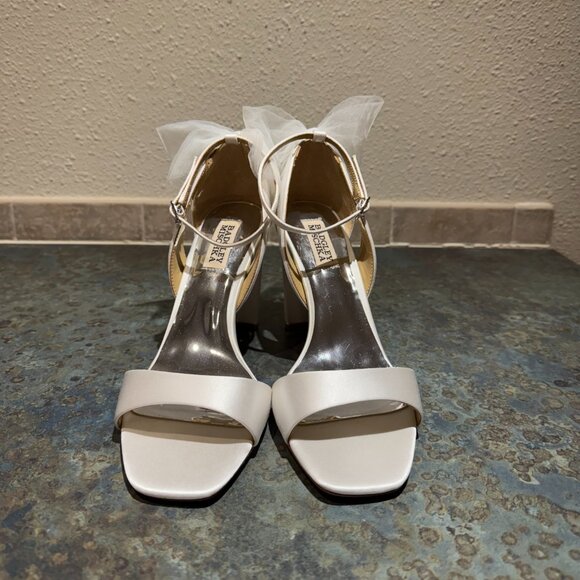 NWOB Badgley Mischka Satin Kim Mesh Bow Block Heel Sandals - 8 - Picture 5 of 10
